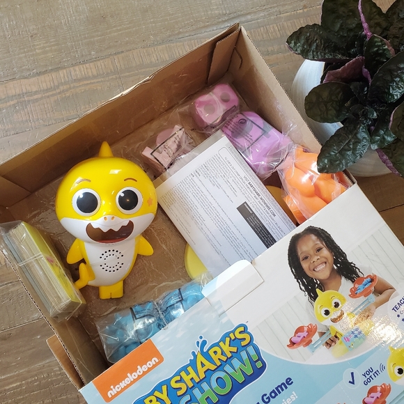 Pinkfong Babyshark Sea-Saw Educational Counting Game - Picture 3 of 10